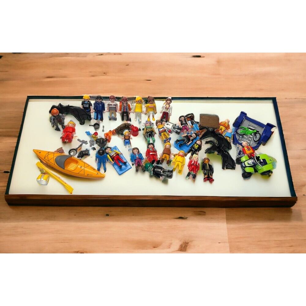 Playmobile Lot of Pirate, knights, camp, soldiers Figures + Accessories Vintage‎